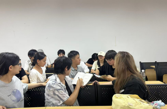 学生工作交流|“筑艺同心，权秘同行”建筑艺术学院学生会权益部与秘书部召开工作交流会